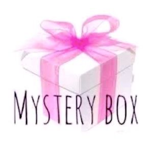 Mystery Box… a coordinated pair of items to blend into your wardrobe!